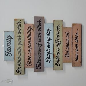 Wooden Family Sign Wall Hanging Plaque